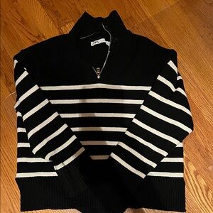 Zara Men's Striped Black and White Zip-Up Sweater